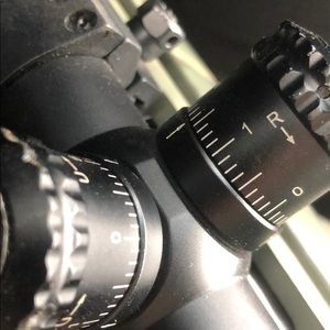 Meet your Posher, Clint